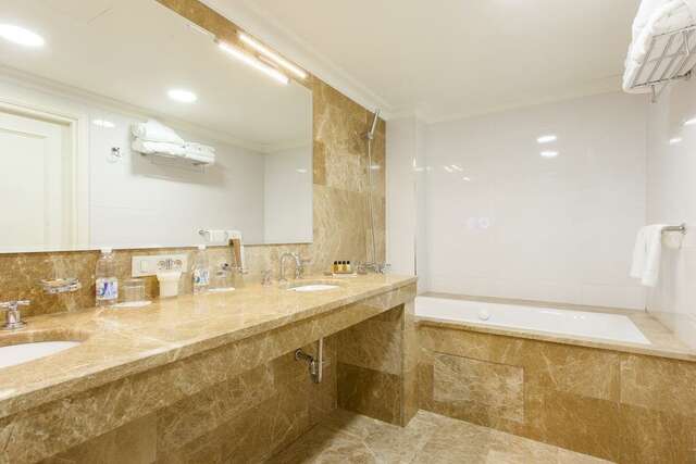 Гостиница Континенталь Белгород-75